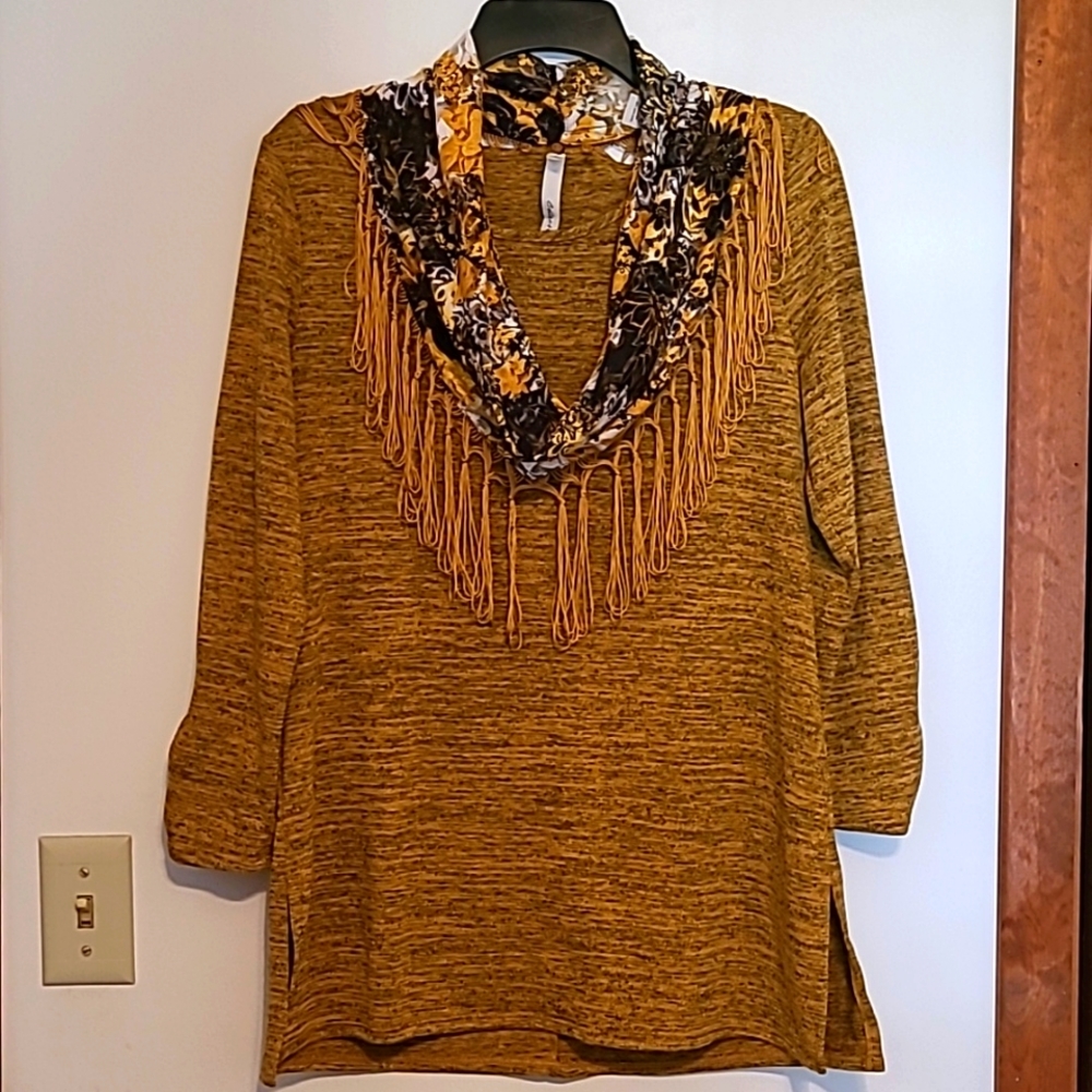 NY Collection gold & black fringed scarf sweater Sz L